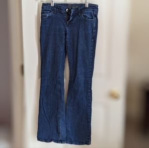 Delia's Bailey jeans, dark wash, boot cut, low rise 3/4R